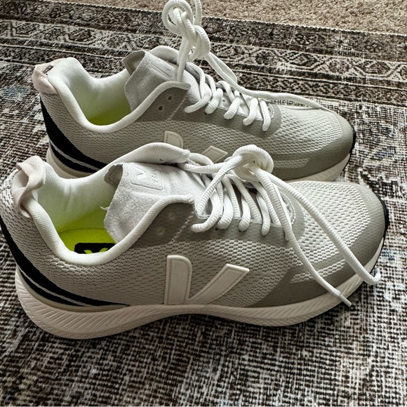 NEW Veja Impala Jacquard Sneaker Natural/Black - Picture 6 of 9